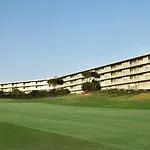 The Oitavos