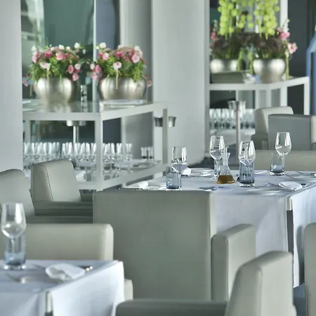 Otel The Oitavos